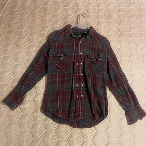 Medium button down flannel